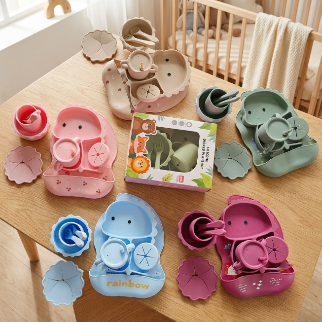 Dinosaurier Silikon Babygeschirr Set - 11-teilig